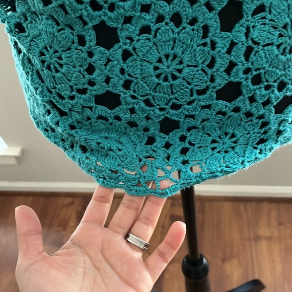 Cover Up - Picture 6 of 7